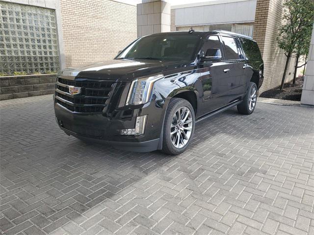 used 2020 Cadillac Escalade ESV car, priced at $53,918