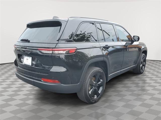 used 2022 Jeep Grand Cherokee car, priced at $33,381