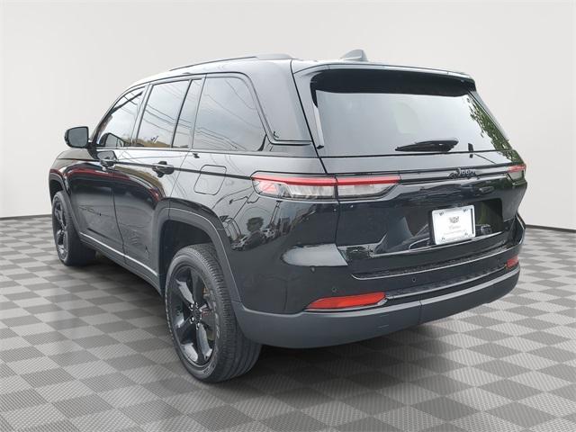 used 2022 Jeep Grand Cherokee car, priced at $33,381