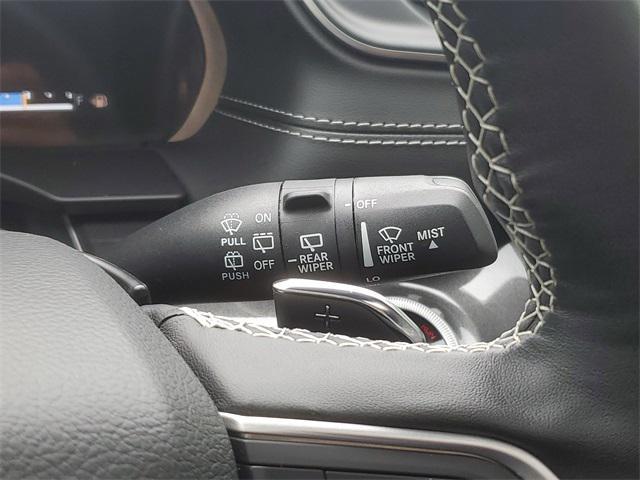 used 2022 Jeep Grand Cherokee car, priced at $33,381