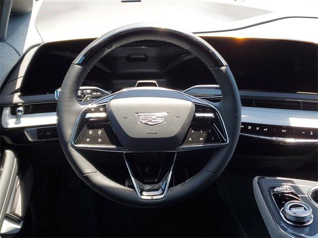 new 2025 Cadillac OPTIQ car