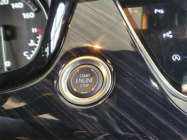 new 2025 Cadillac XT6 car, priced at $64,885