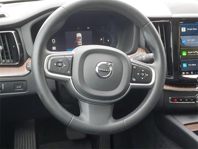 used 2022 Volvo XC60 car, priced at $33,000