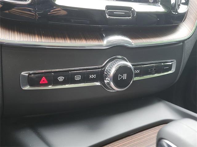 used 2022 Volvo XC60 car, priced at $33,000