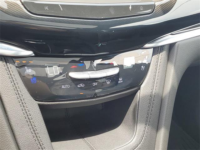 new 2025 Cadillac XT6 car, priced at $77,304