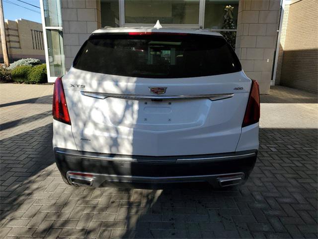 new 2025 Cadillac XT5 car, priced at $58,885