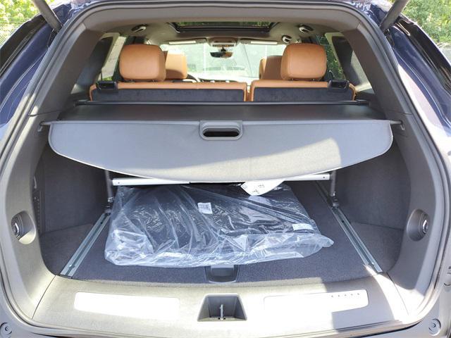 new 2025 Cadillac XT5 car, priced at $60,294