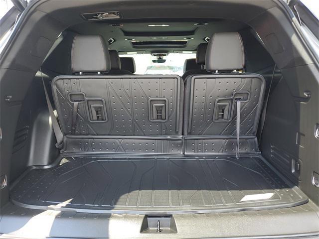 used 2023 Chevrolet Traverse car, priced at $39,500