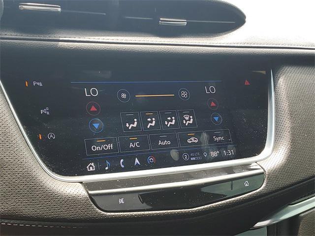 used 2022 Cadillac XT5 car, priced at $38,900