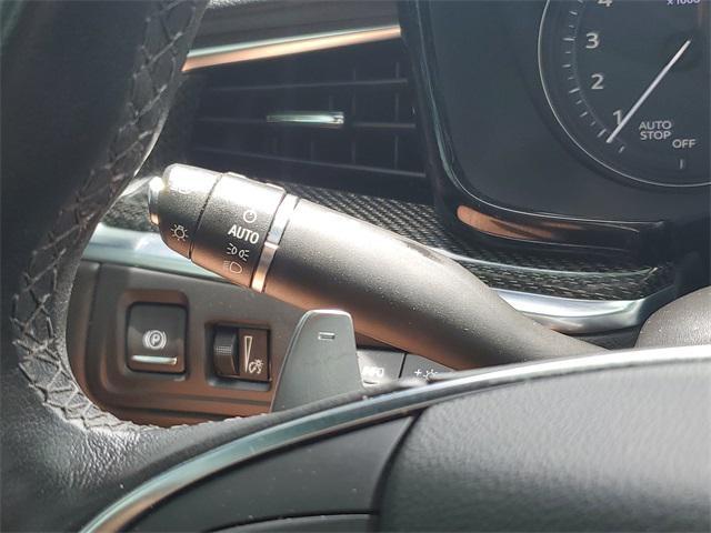 used 2022 Cadillac XT5 car, priced at $38,900