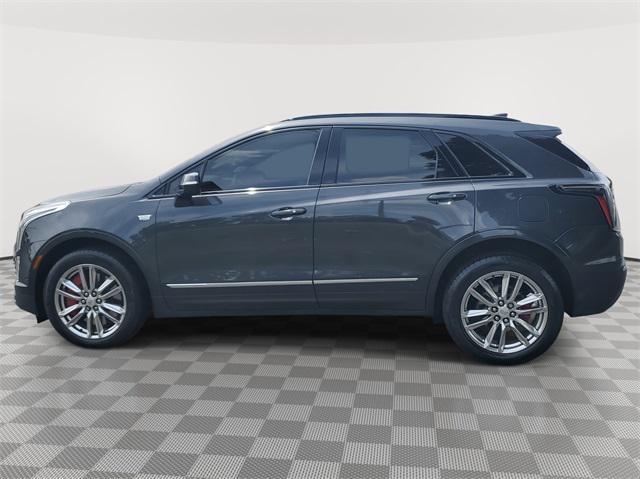 used 2022 Cadillac XT5 car, priced at $38,900