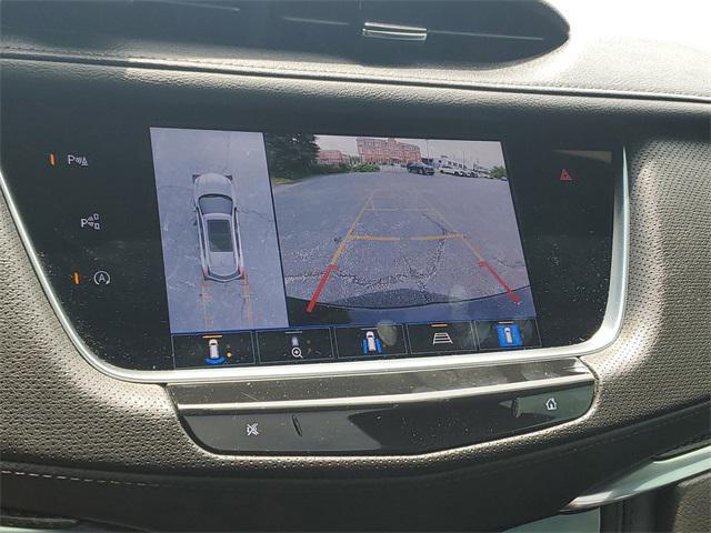 used 2022 Cadillac XT5 car, priced at $38,900