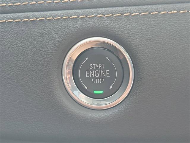 new 2025 Cadillac Escalade ESV car, priced at $117,804