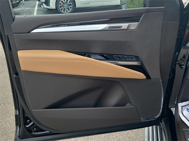 new 2025 Cadillac Escalade ESV car, priced at $117,804