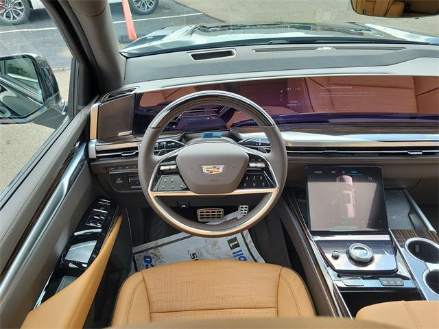 new 2025 Cadillac Escalade ESV car, priced at $117,804