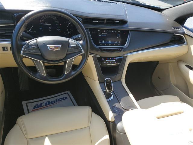 used 2018 Cadillac XT5 car, priced at $16,800