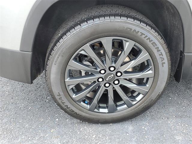 used 2024 Chevrolet Traverse car, priced at $43,300