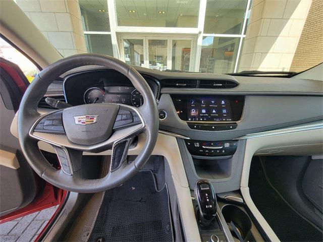 used 2021 Cadillac XT5 car, priced at $33,764