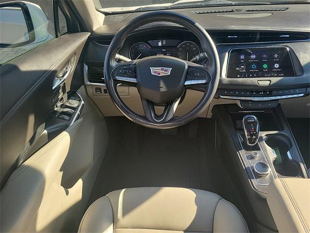 used 2022 Cadillac XT4 car, priced at $28,081