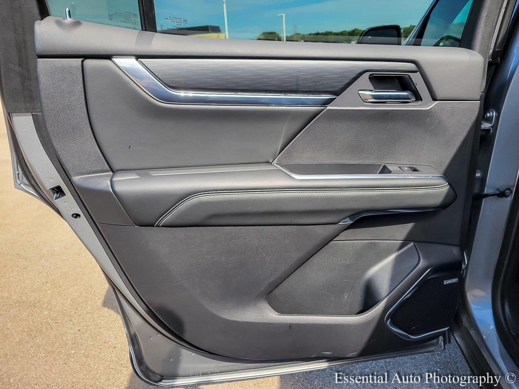 used 2025 GMC Acadia car, priced at $42,197