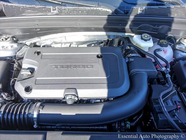 new 2025 Buick Envision car, priced at $40,415
