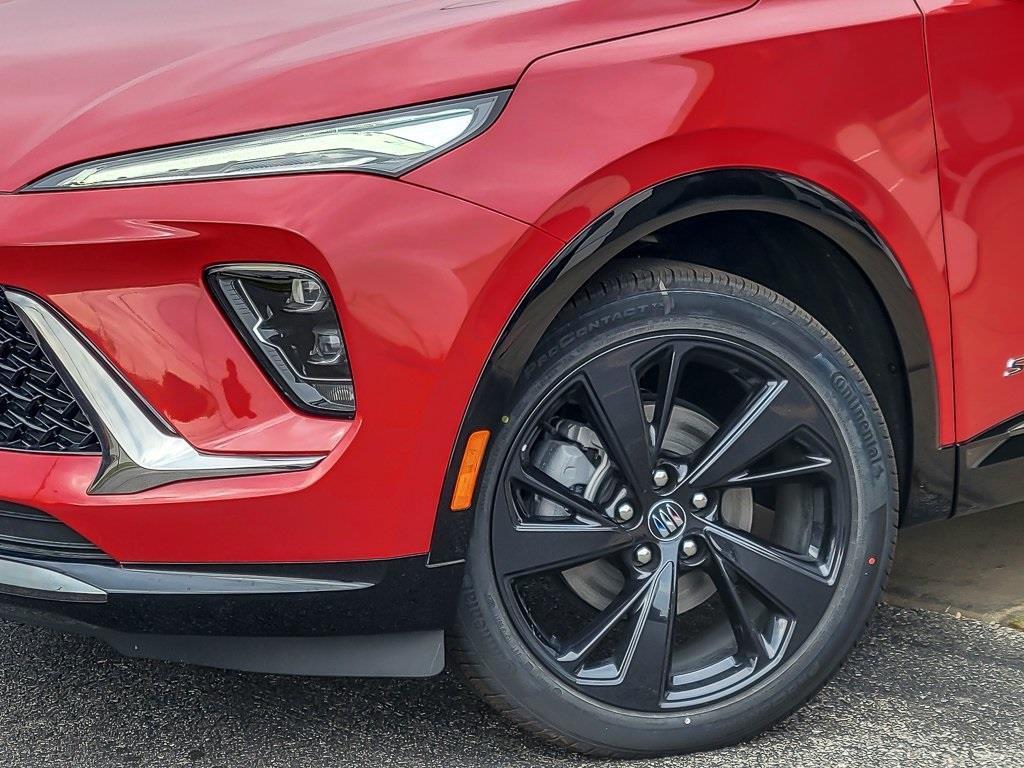 new 2025 Buick Envision car, priced at $39,995