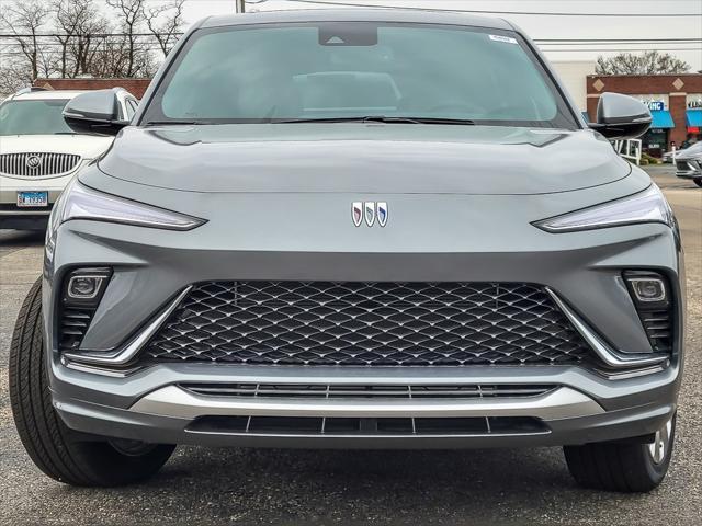 new 2025 Buick Envista car, priced at $30,360