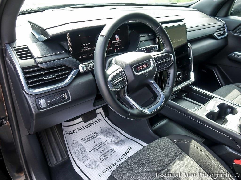 used 2025 GMC Acadia car, priced at $35,997