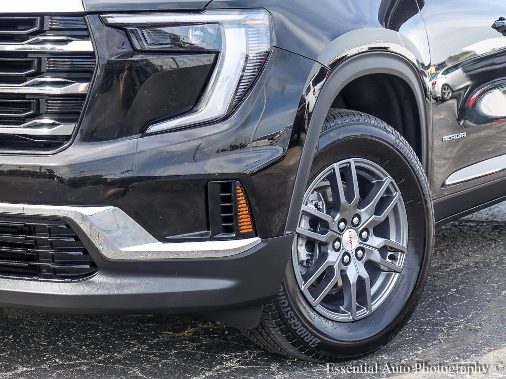 used 2025 GMC Acadia car, priced at $35,997