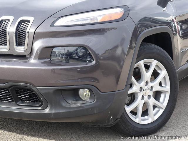 used 2018 Jeep Cherokee car, priced at $12,995