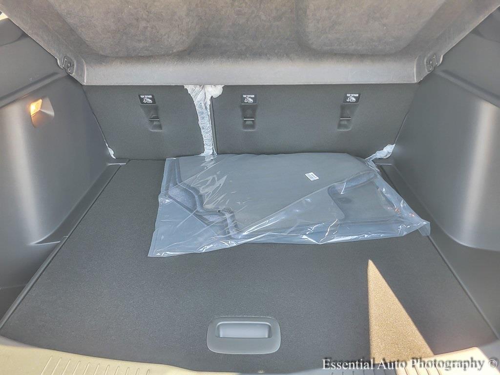 new 2025 Buick Envista car, priced at $23,700