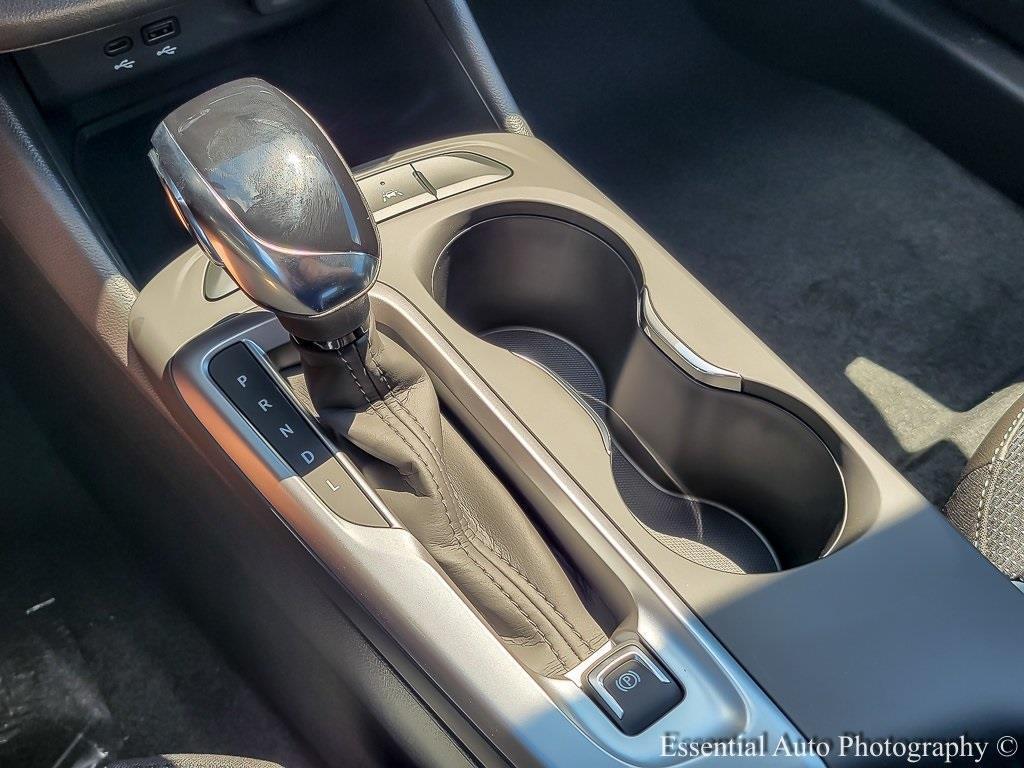new 2025 Buick Envista car, priced at $23,700