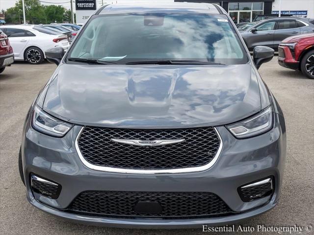 used 2023 Chrysler Pacifica car, priced at $22,195