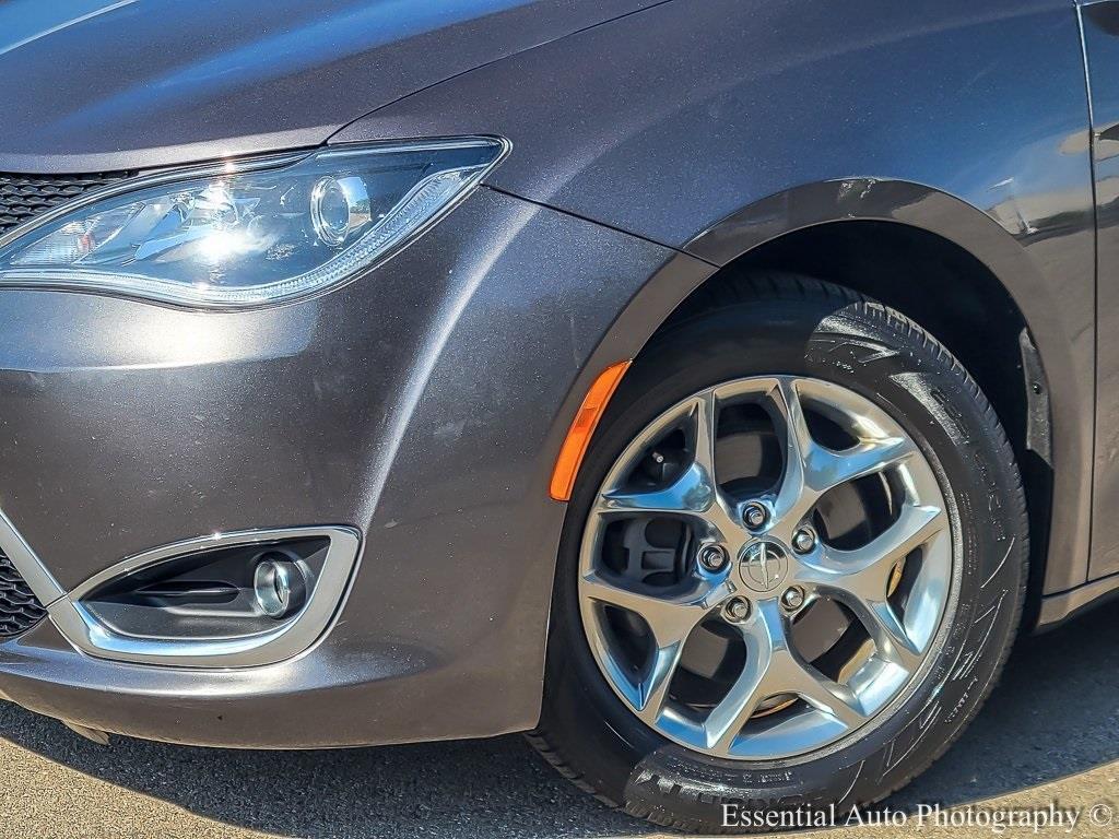 used 2017 Chrysler Pacifica car, priced at $15,398