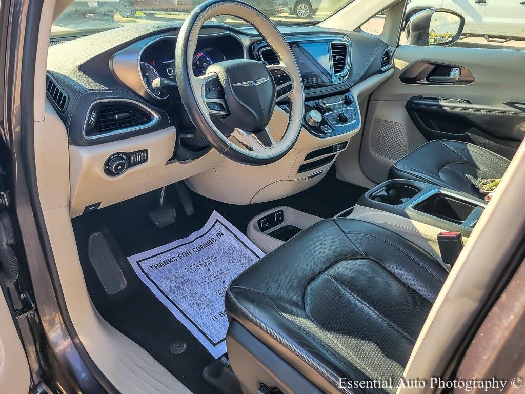 used 2017 Chrysler Pacifica car, priced at $15,398