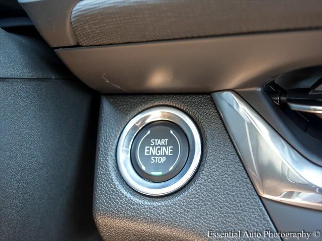 new 2025 Buick Envista car, priced at $23,800