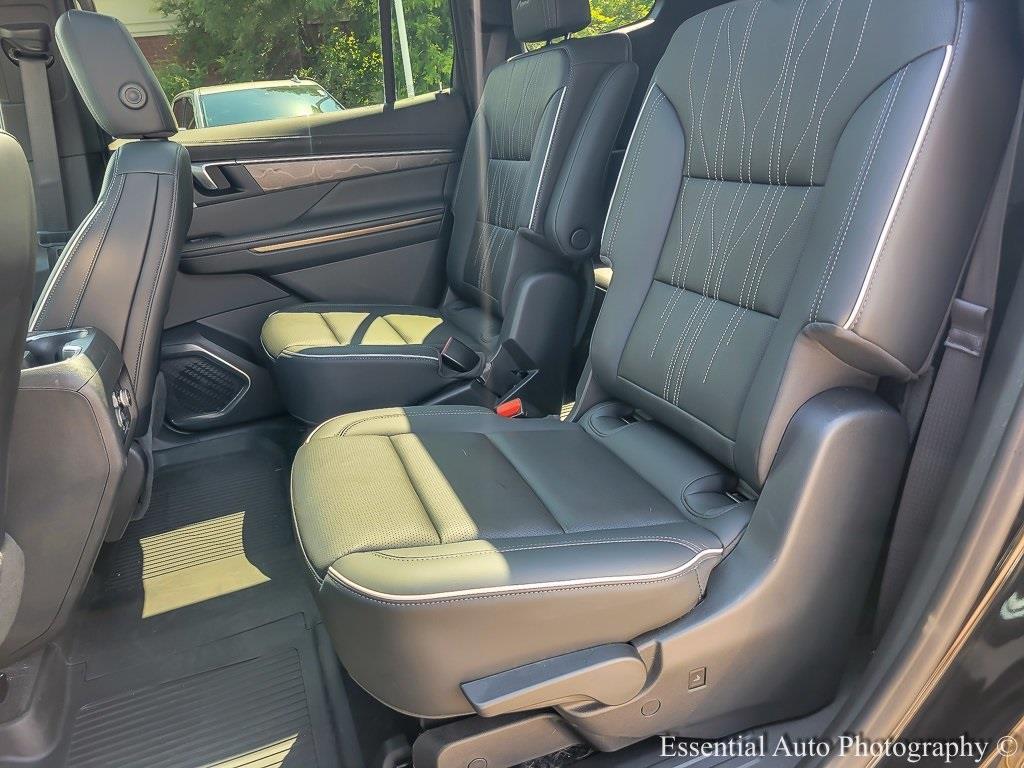 used 2025 Buick Enclave car, priced at $51,379