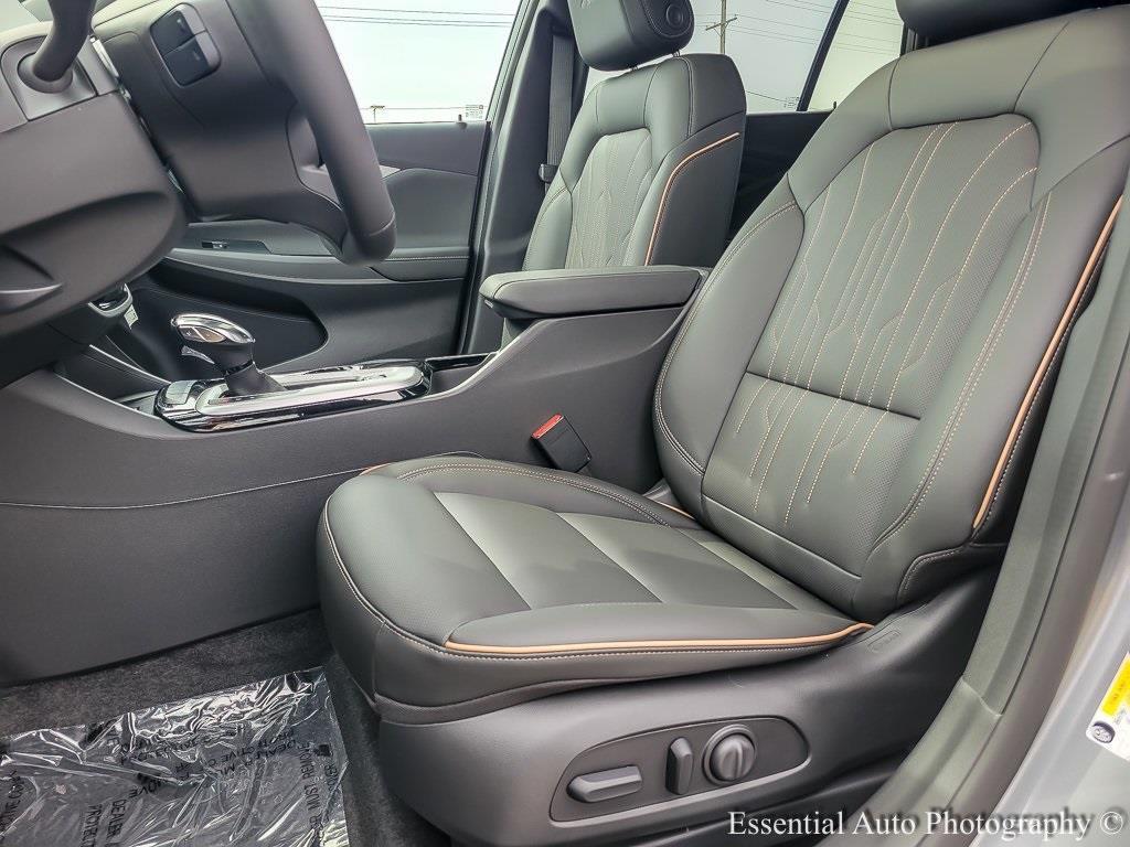 new 2025 Buick Envista car, priced at $30,700
