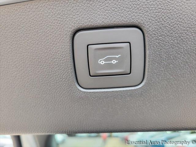 new 2025 Buick Envista car, priced at $31,860