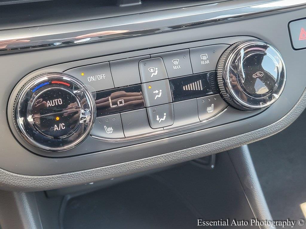 new 2025 Buick Envista car, priced at $23,100