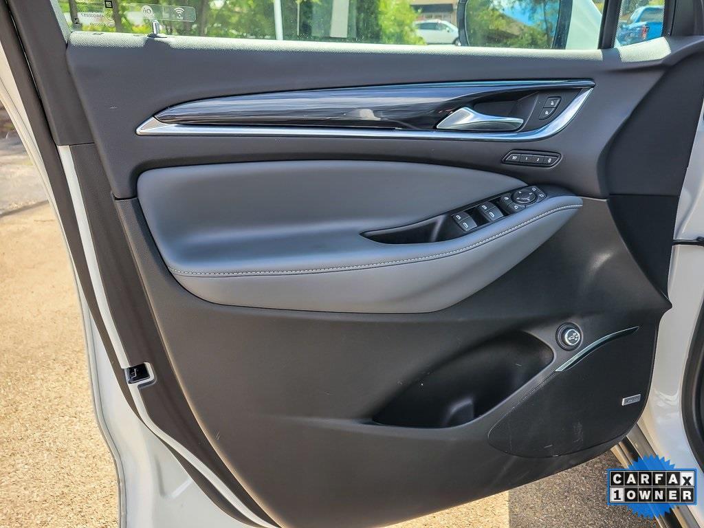 used 2024 Buick Enclave car, priced at $29,996