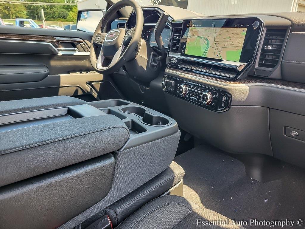 new 2026 GMC Sierra 1500 car, priced at $46,995