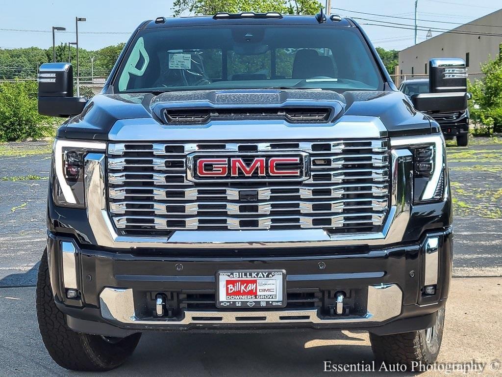 new 2025 GMC Sierra 2500 car, priced at $69,400