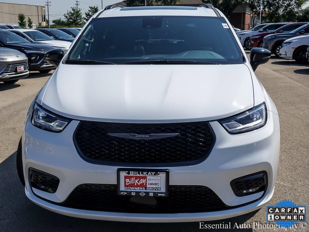 used 2025 Chrysler Pacifica car, priced at $39,995