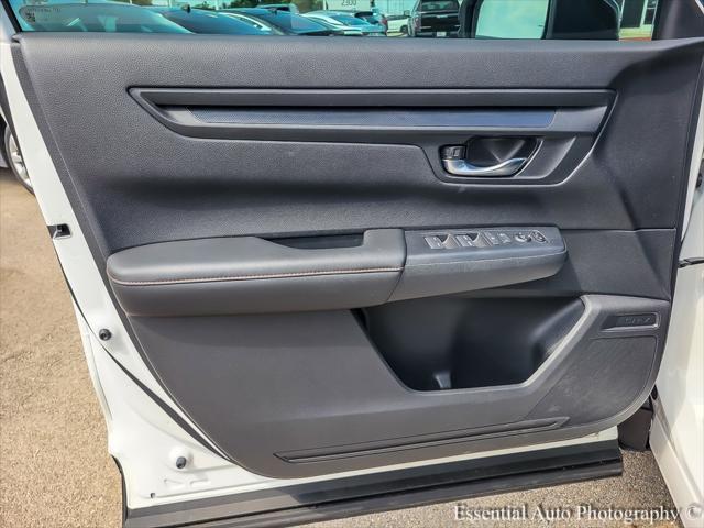 used 2025 Honda CR-V Hybrid car, priced at $33,998