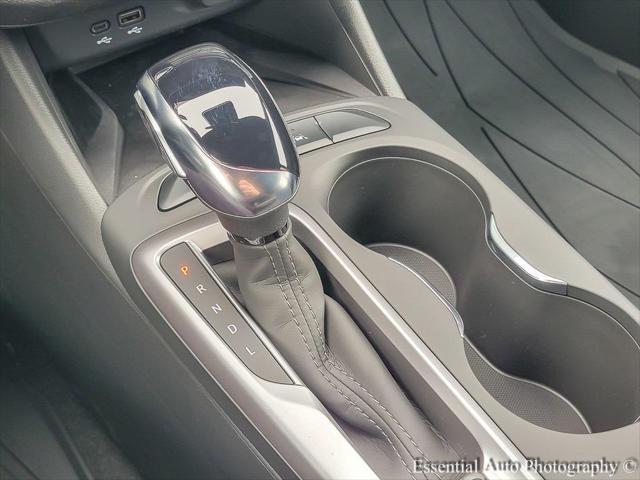 new 2025 Buick Envista car, priced at $28,075