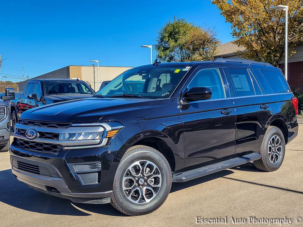 used 2024 Ford Expedition car, priced at $48,497