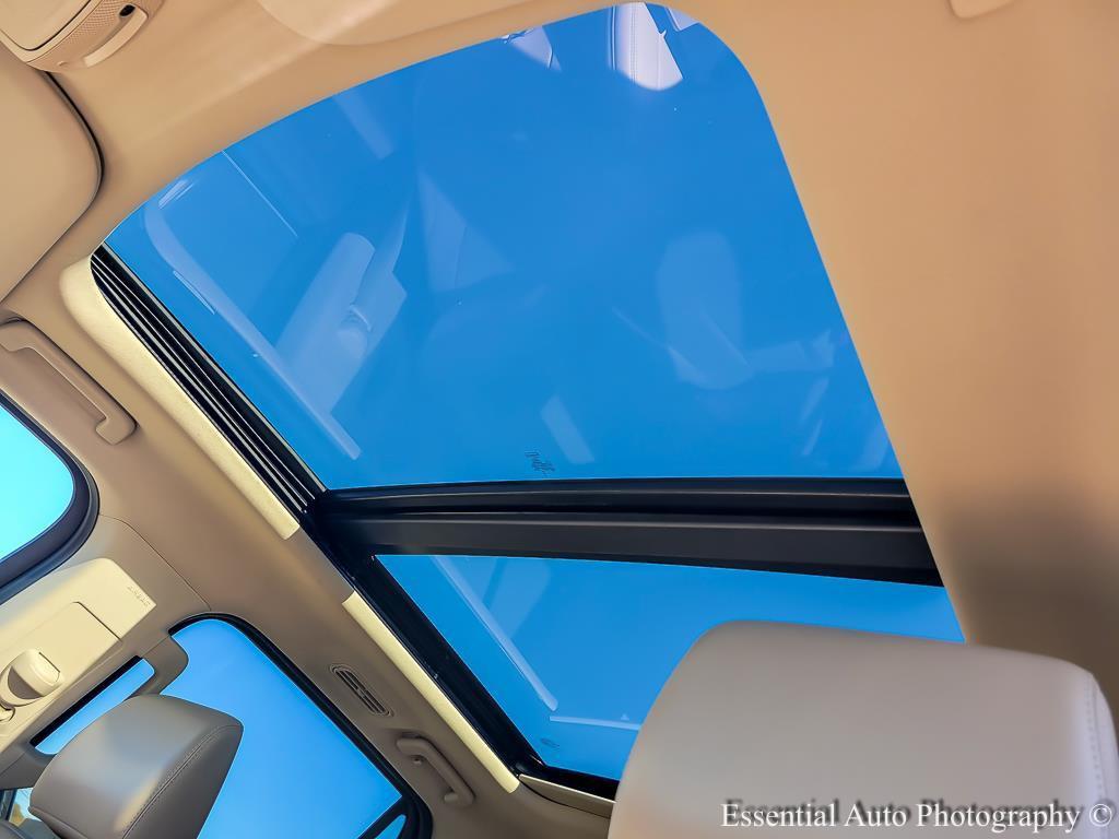 used 2024 Ford Expedition car, priced at $48,497