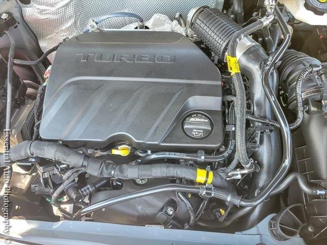 new 2025 Buick Envista car, priced at $24,500