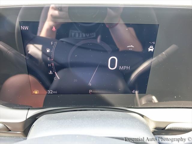 new 2025 Buick Envista car, priced at $24,900
